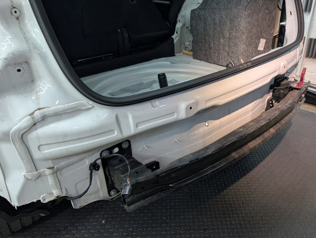Q3 F3 – Genuine OEM Swivel Towbar Retrofit