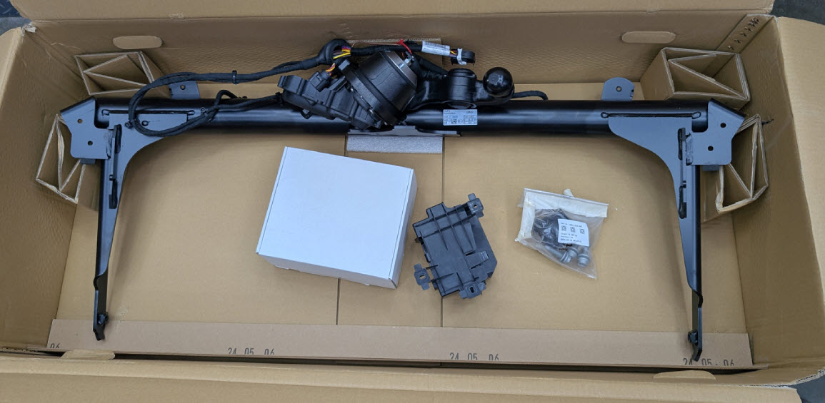 Q3 F3 – Genuine OEM Swivel Towbar Retrofit
