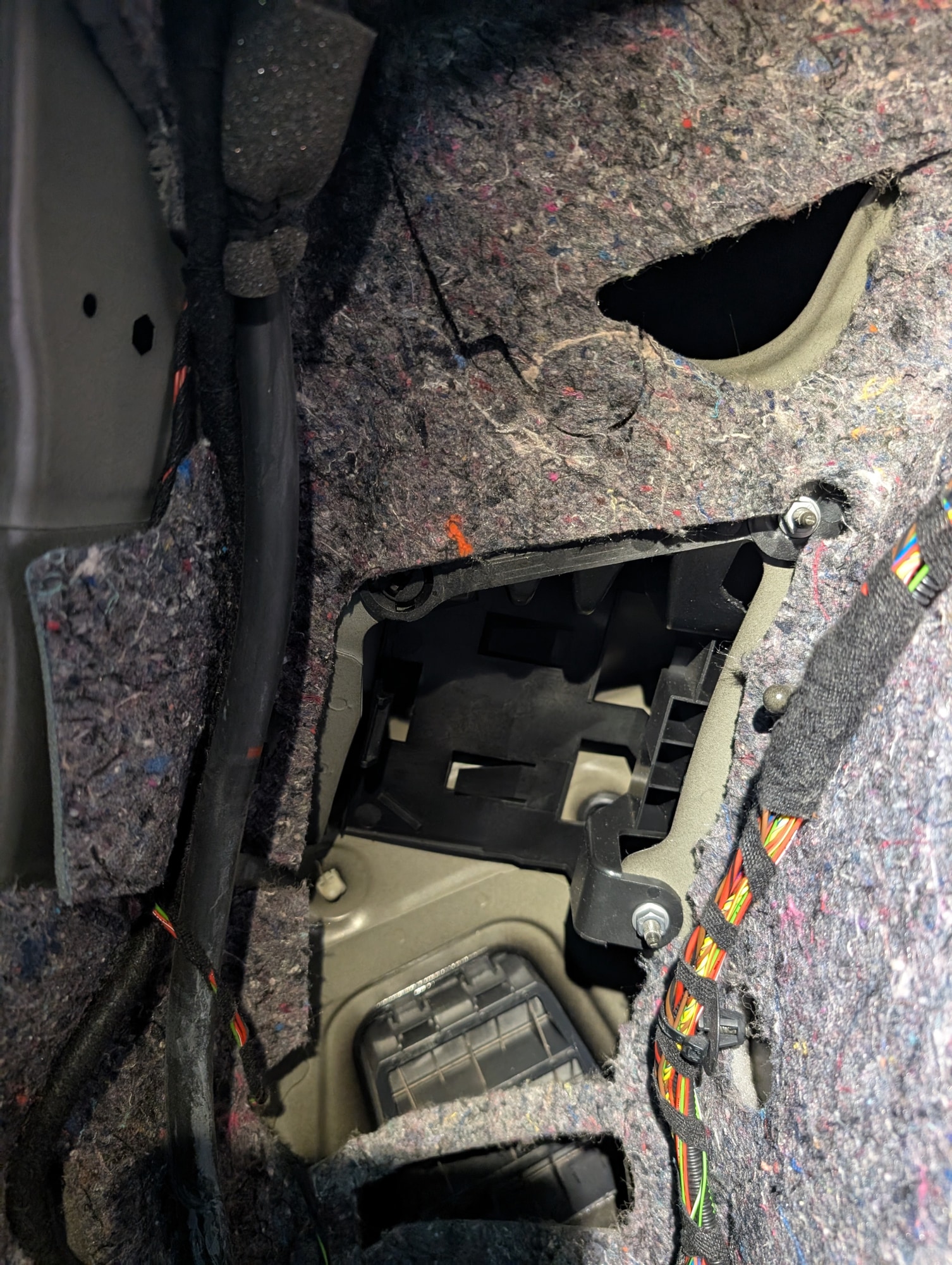 Q3 8U – Rear View Camera System Retrofit