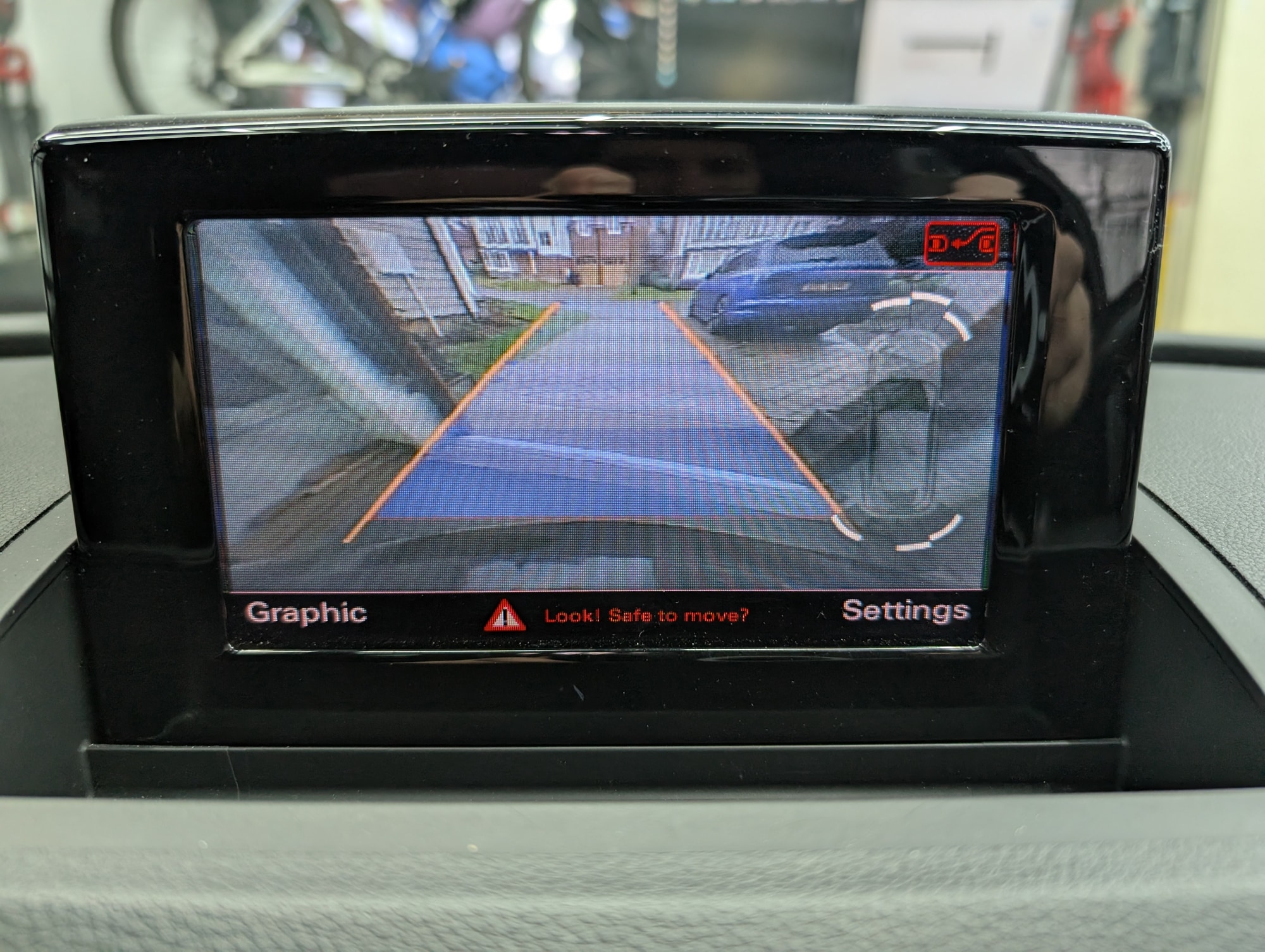 Q3 8U – Rear View Camera System Retrofit