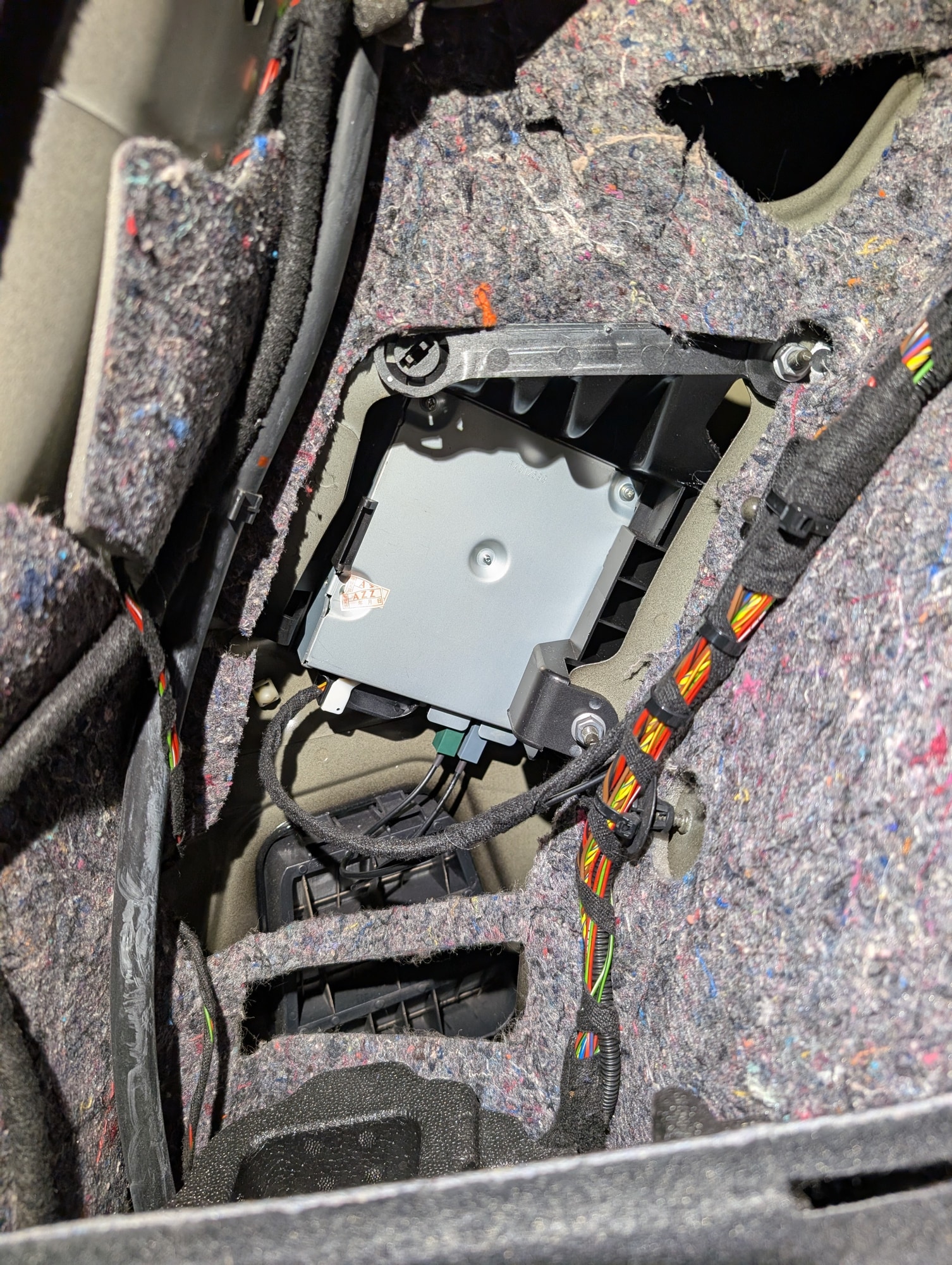 Q3 8U – Rear View Camera System Retrofit